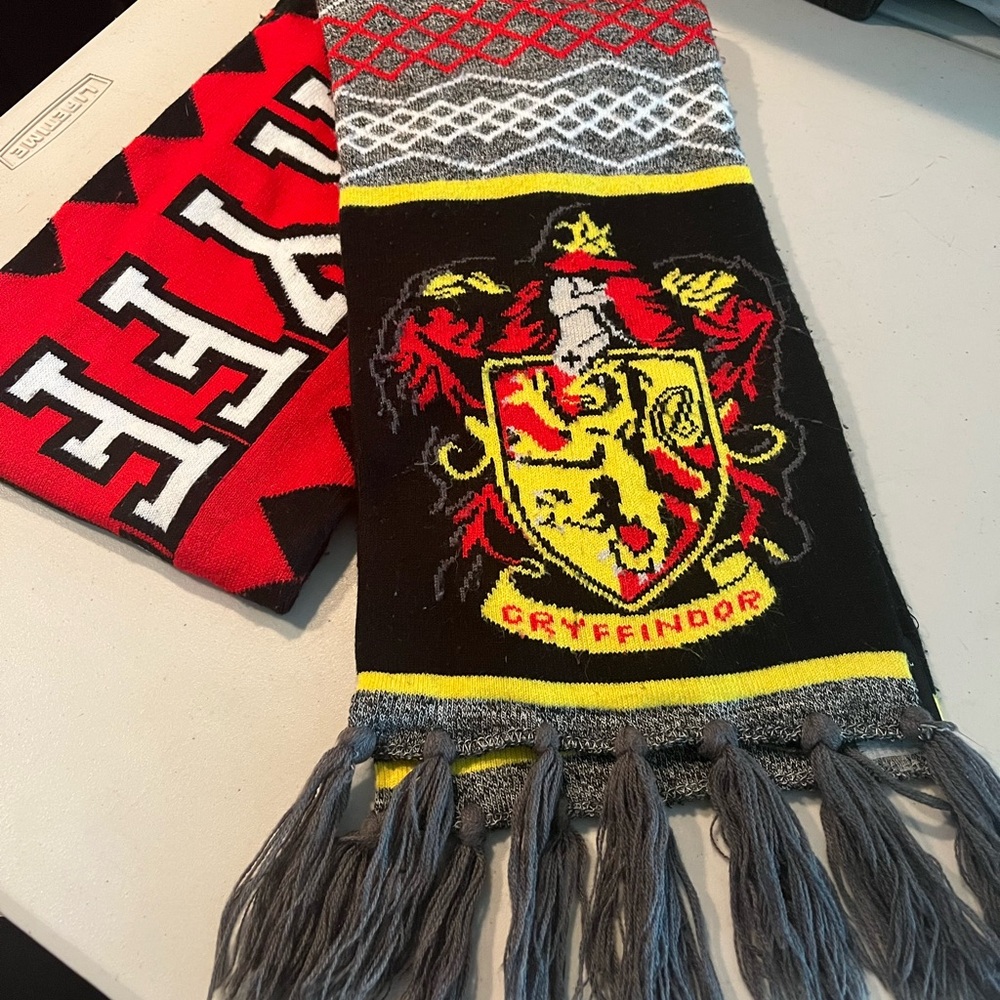Gryffindor Kids Scarf - Red, Black, Yellow